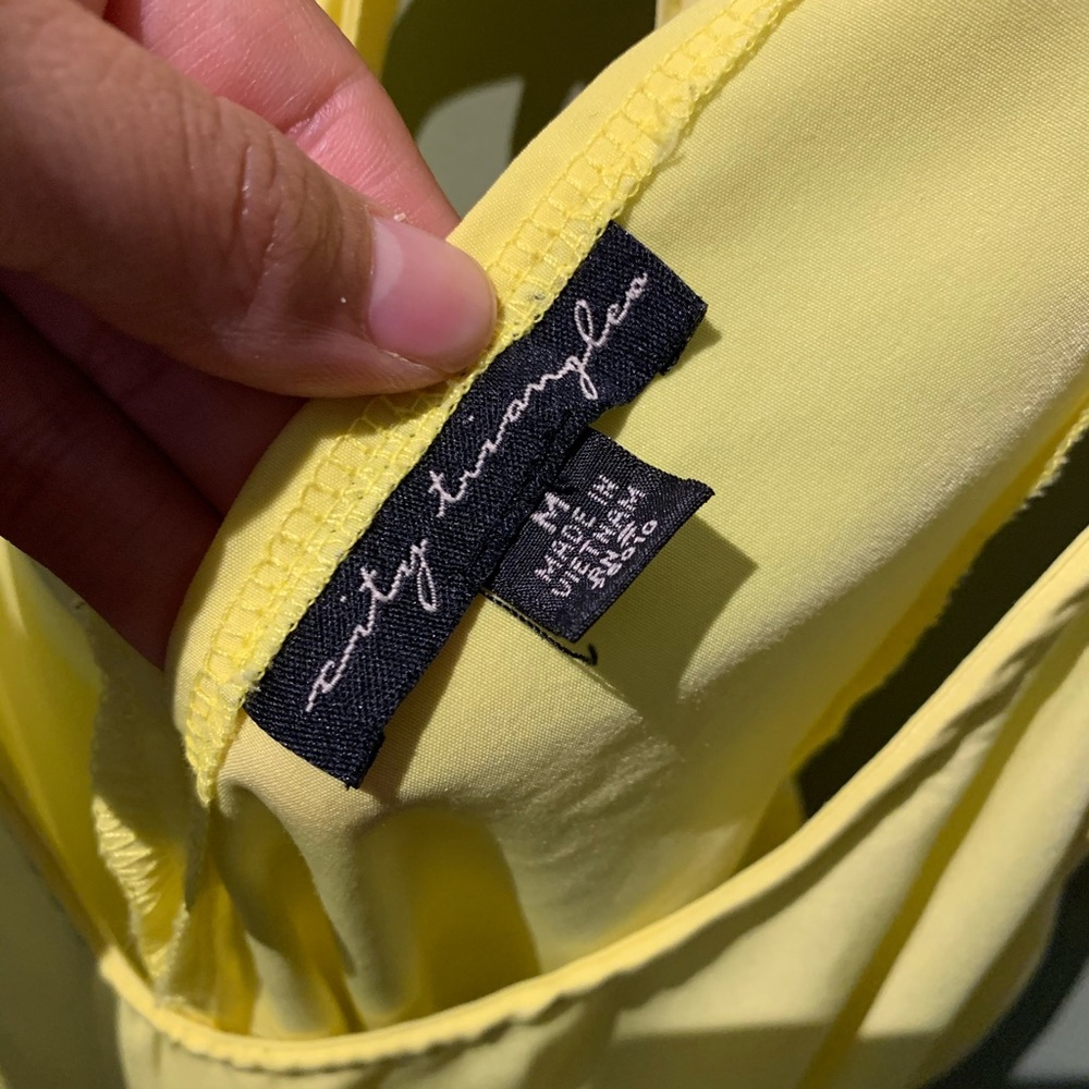 💛💛 ROMPER - Picture 3 of 4